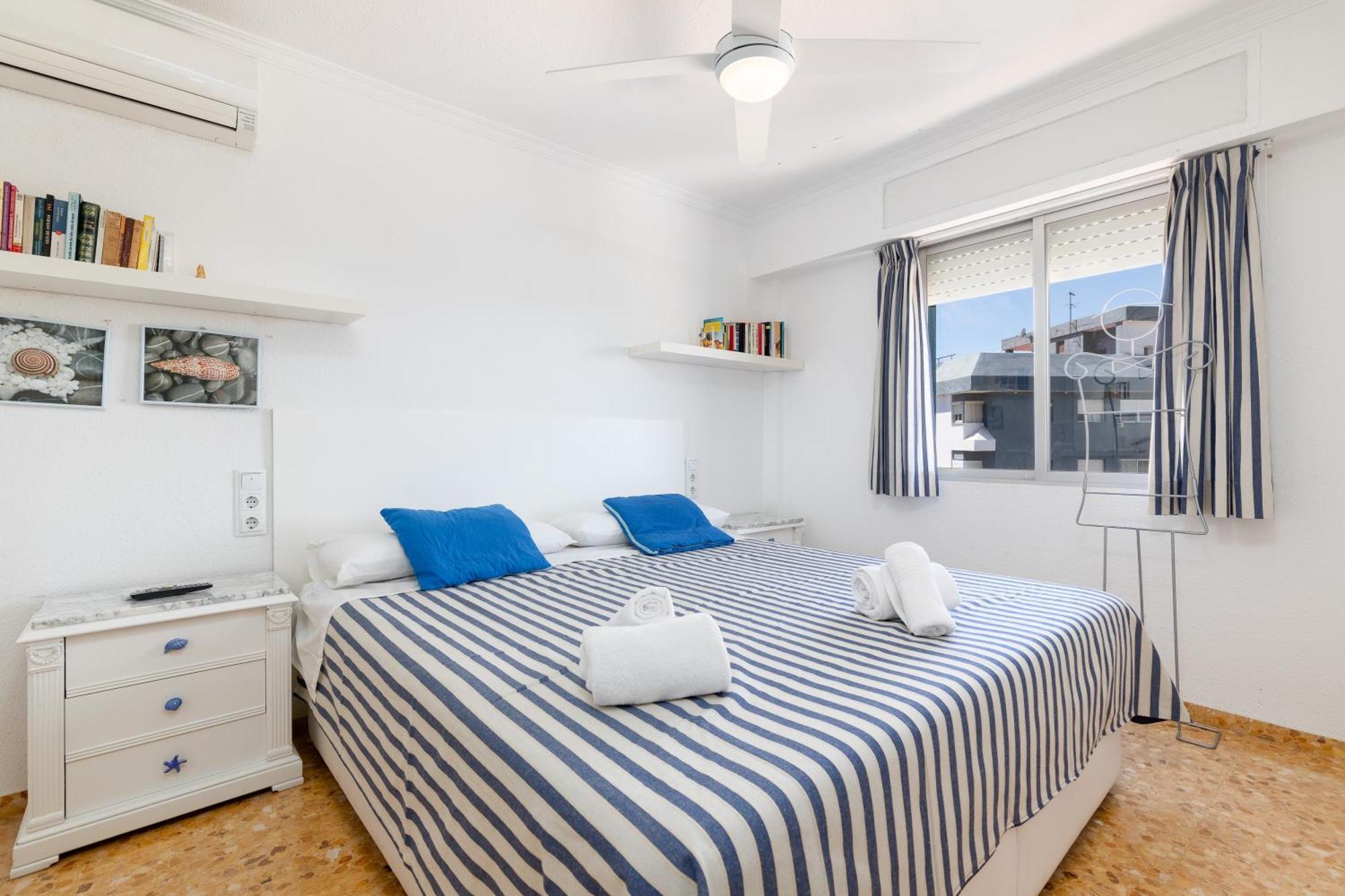 Platja Puig Apartment Valencia Exterior photo